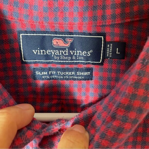 Vineyard vines shirt - Picture 4 of 5